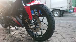 Keadaan rambut yang botak tentu akan mengganggu penampilan. Honda Community Bro Tau Ga Kapan Ban Motor Harus Diganti