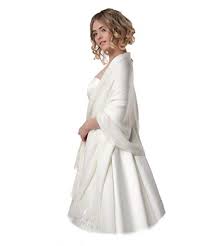 Preise vergleichen und bequem online kaufen! Stola Tuch In Ivory Fur Die Braut Am Tag Der Hochzeit