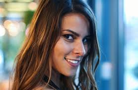 Free stock photos of women. Men Are Drawn To Borderline Personality Traits In Physically Attractive Women Study Finds