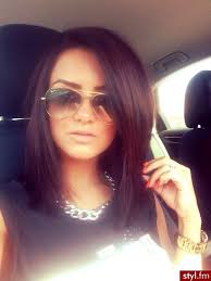 Doesn't she kind of look like she rolled out of bed? 20 Cute Bob Hairstyles For Fine Hair Bob Hair Ideas Hairstyles Weekly