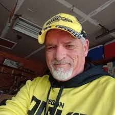 New Wingstop in Laporte, Indiana: Residents Discuss Dining Options