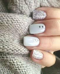 Glitzer Grau Mit Naegel Naegeldesign Nagel Silbern St Steinchen Stumpf Und Weiss Naegel Mit Steinchen Weiss Und Nagel Glitzer Nagel Gel Gel Manikure