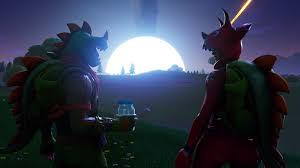 Like any fortnite season, this is when epic games tends to go all out when it comes to adding/removing weapons into the game. Fortnite Season 4 Is Here And It Makes Some Massive Changes Slashgear