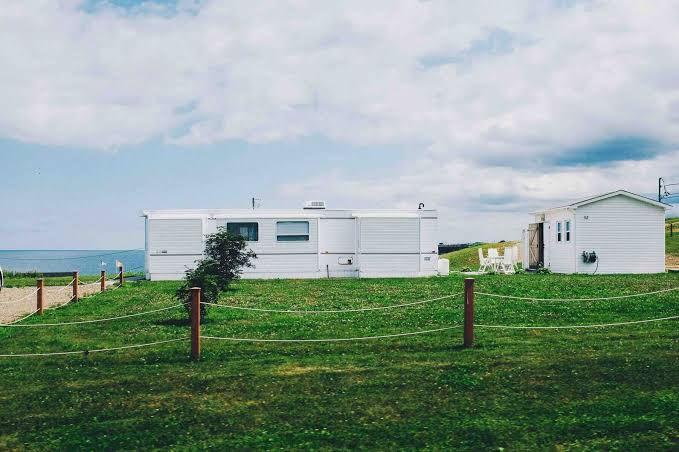How to Sell a Mobile Home in 2025 - Redfin