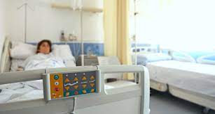 Die nachfolgende grafik enthält die anzahl der krankenhausbetten, aufgeteilt nach den bundesländern und im. Krankenkassen Kritisieren Aufstockung Der Krankenhausbetten In Hamburg