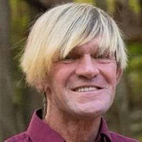 Edgar Brewer's Instagram, Twitter & Facebook