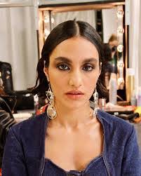 Isabel Montoya's Instagram, Twitter & Facebook