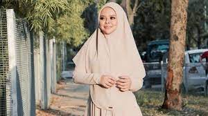 Wahh sedapnya menu masakkan siti sarah buat family tercinta. Cuaswwsd Bn9mm