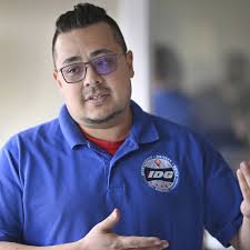 Chicago-area ride-share drivers advocate for better safety conditions, pay,  with office in Park Ridge