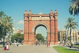 It was built by architect josep vilaseca i casanovas as. Arco Del Triunfo De Barcelona Monumento De La Ciudad Condal