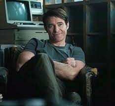 Goran Visnjic Of Timeless Looks Like He Knows A Secret Timeless Season 2 Goran Visnjic Timeless Series