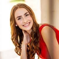 Amy Hepner's Instagram, Twitter & Facebook