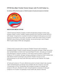 Tak lama kemudian, keponakanku keluar dari kamarnya dan duduk di sebelahku. 23 Mac 2016