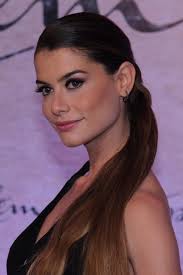 Check out the latest pictures, photos and images of alinne moraes. Alinne Moraes A Revista Da Mulher