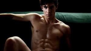 6th Annual Manatomy Awards for male nudity