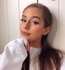 Nsrin Adli Kullanicinin Makeup Panosundaki Pin Kizlar Esmerler Guzel Kadinlar