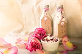 فوائد ماء الورد مع المرة المرسال