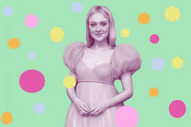 Welcome to the dakota fanning subreddit. Dakota Fanning From Quarantine Reading For Audible Netflix With Elle Wwd