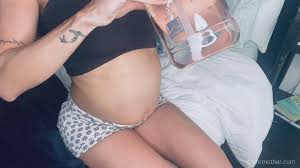 Inflating While Folding The Laundry – ASMR MOTHER – MP4 – FemDom HD