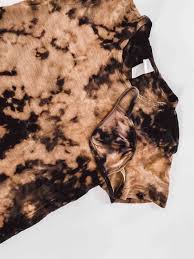 Allow the bleach to sit on the. Reverse Tie Dye With Ice Practical And Pretty