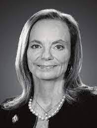 Melissa Leppard's Instagram, Twitter & Facebook