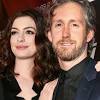 Anne hathaway has a new 'do. 1