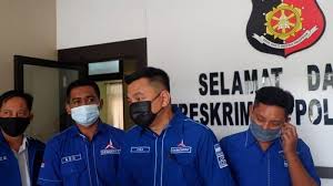 Untuk lebih detailnya, berikut ini 12 nama lengkap bulan islam secara berurutan yang terdapat dalam kalender hijriyah disertai arti dan maknanya. Https Sultra Tribunnews Com 2021 08 12 Banyak Baliho Ketum Golkar Airlangga Di Kendari Disebut Untuk Tingkatkan Elektabilitas Pilpres 2024 Https Cdn 2 Tstatic Net Sultra Foto Bank Images Poster Airlangga Hartanto Terpasang Di Kendari Jpg Baliho Ketua