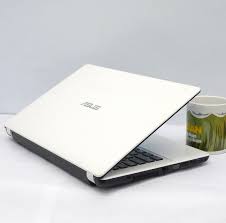 Salah satu faktornya adalah karena spesifikasinya yang sangat pas untuk dipakai bagaimana tidak, dilihat dari spesifikasi asus vivobook 14 a442ur ini merupakan laptop yang mengusung generasi 8 intel core i5. Jual Laptop Asus X451c Core I3 Second Dibanyuwangi Banyuwangilaptop Com Jual Beli Laptop Bekas Kamera Bekas Service Dan Sparepart Banyuwangi