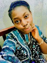 I give you… the la-bolo-tie and yes I made one for myself to match ✨ (and  yes she has a labubu