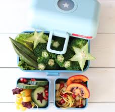 You are in the right place about kids lunch halloween vegane chicken nuggets kann man auch super selbst machen. Buddha Square Das Perfekte Mittagessen Fur Kinder Die Buddha Bowl In Der Bento Box