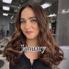 The year in hair. This year was WILD for change and growth. I opened a  suite with my friend and incredibly talented stylist @elijustdidmyhair. My  family and I are getting ready to