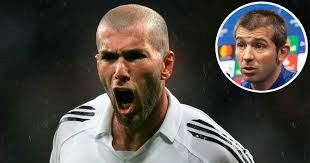 See more ideas about zinedine zidane, football, football players. Valencia Chef Kann Seine Bewunderung Fur Den Besten Der Geschichte Zinedine Zidane Nicht Verbergen Tribuna Com