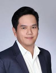 Ashley Kee's Instagram, Twitter & Facebook