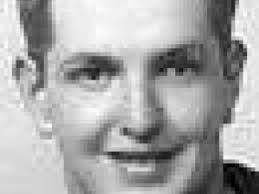 Karin Franklin's Instagram, Twitter & Facebook