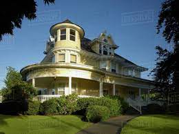 It may also refer to a round room within a building (a famous example being the one below the dome of the united states capitol in washington, d.c.). Grand Victorian House With Green Lawn Stock Photo Dissolve