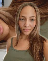 Sierra J (@b.sierrajayde) • Instagram photos and videos