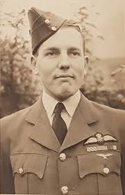 From Gibson's 106 Squadron to 83 Squadron PFF