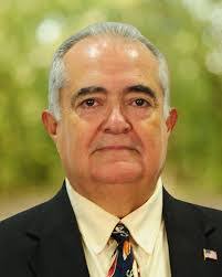 Robert Briones's Instagram, Twitter & Facebook