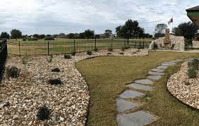 Clean air lawn care san antonio proudly provides organic lawn care in the great city of san antonio and surrounding areas such as alamo heights, stone oak and others. Landscaping San Antonio Tx Abc Home Commercial Services