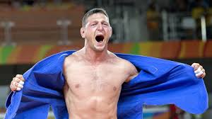 Krpalek was 7th at the olympic games in london. Zlaty Krpalek Cesky Judista Slavi Na Olympiade Historicky Triumf Idnes Cz