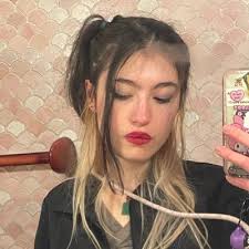 Flora Rose (@imflorarose)