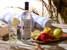 All members of the breeze drink family (bay breeze, hawaiian breeze and cape codder) are contenders for summer drinking, but the sea breeze stands out for its juicy, citrusy qualities. Must Mix Summer Cocktails With Ketel One Vodka Chilled Magazine