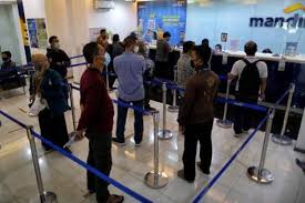 Karena sekarang bisa mendaftar hanya dengan rekening bank. Jadwal Operasional Bank Mandiri Bca Dan Bni Selama Libur Natal Dan Tahun Baru 2021 Halaman All Kompas Com