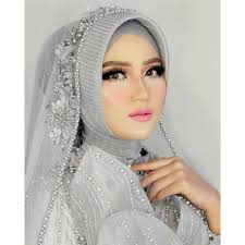 Tentu saja tema acara halal bihalal memang telah banyak dicari oleh orang di internet. Harga Kerudung Pengantin Terbaik Aksesoris Rambut Aksesoris Fashion Agustus 2021 Shopee Indonesia