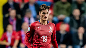 Descobre ideias sobre óculos de sol espelhados. Coronavirus Czech Republic Pull Out Of Nations League Match With Scotland