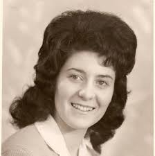 Micheline LAURENT, 84 ans (SAINT SATUR)