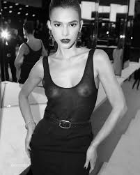 Bruna Marquezine Nudes - Fappenist