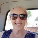 Dee Rupp's Instagram, Twitter & Facebook