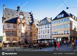 Llega a marburgo desde cualquier lugar del mundo, en tren, autobús, automóvil y más. Fotos De Marburg Castle De Stock Marburg Castle Imagenes Libres De Derechos Depositphotos