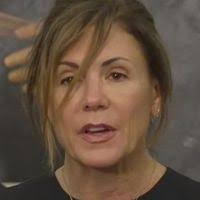 Julianna Arnold's Instagram, Twitter & Facebook